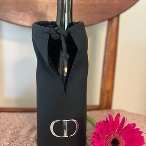 🎉SALE🎉Dior Black and Silver Elegant Wine Bag